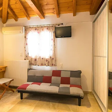 Armamento * Moni Evaggelistrias