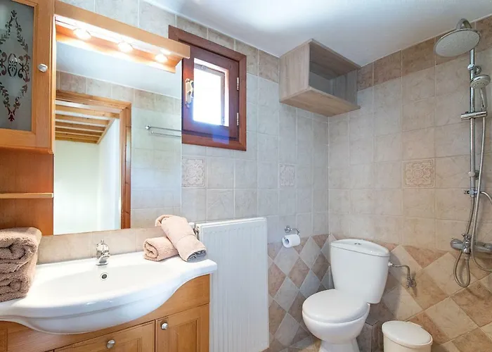 Armamento * Moni Evaggelistrias