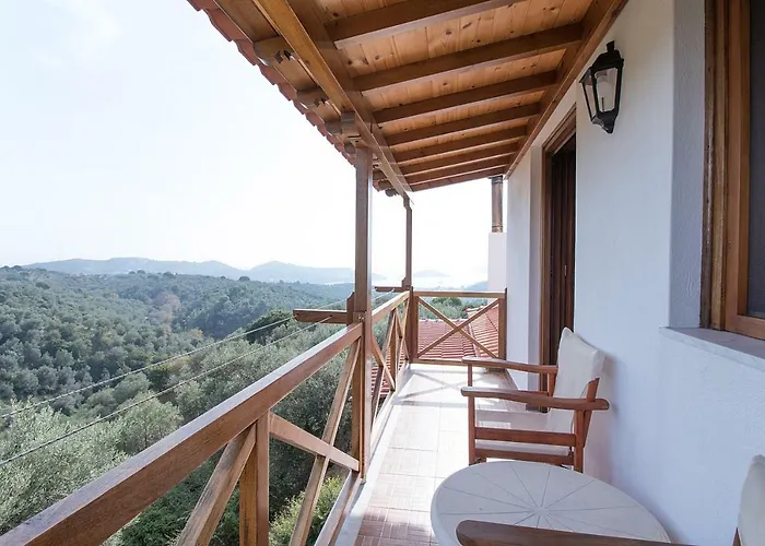 Nyaraló Armamento *